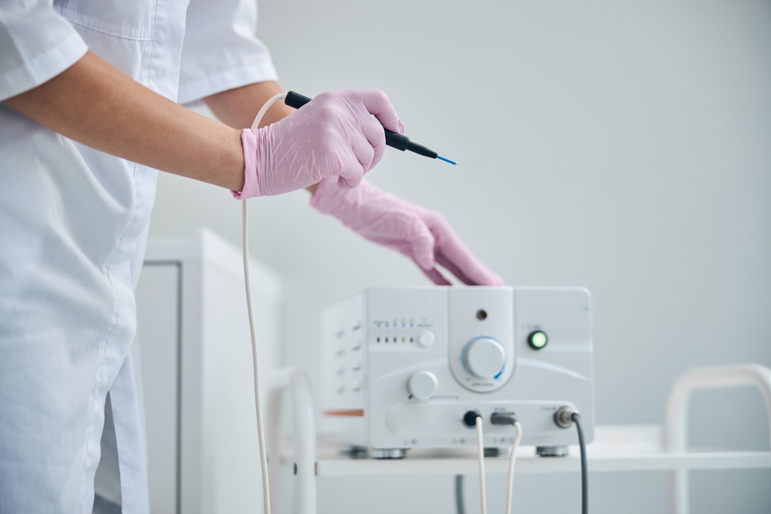 Unité d'électrochirurgie pour hôpitaux et cliniques