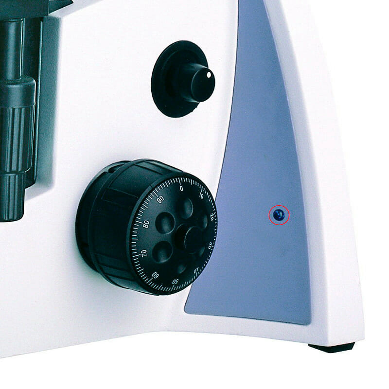Microscope de laboratoire YR0237 – 3